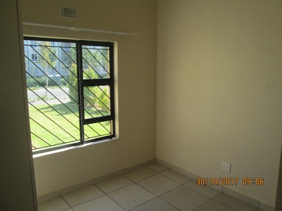 To Let 2 Bedroom Property for Rent in Buh Rein Estate Western Cape